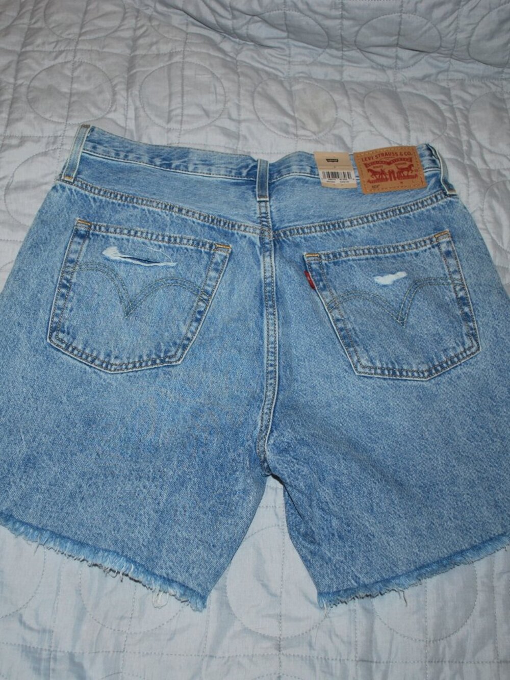 NWT Levi's 501 jean Shorts Size 31